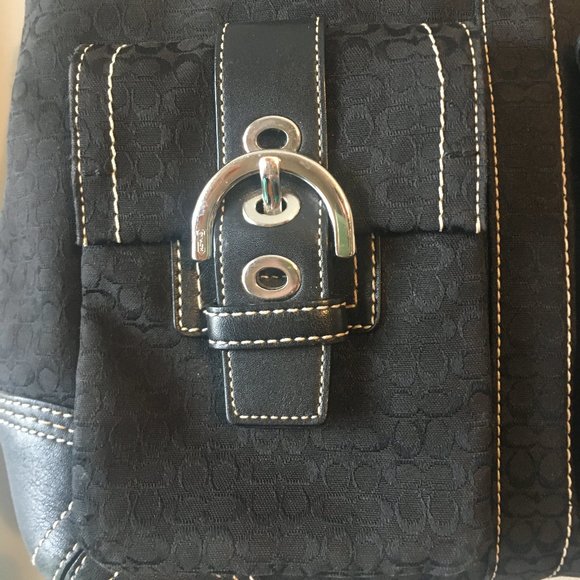 Coach Signature Jacquard Canvas Shoulder Bag - Picture 3 of 8